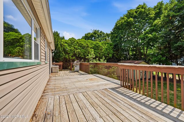 24 Branch Road, Oakhurst, NJ 07755