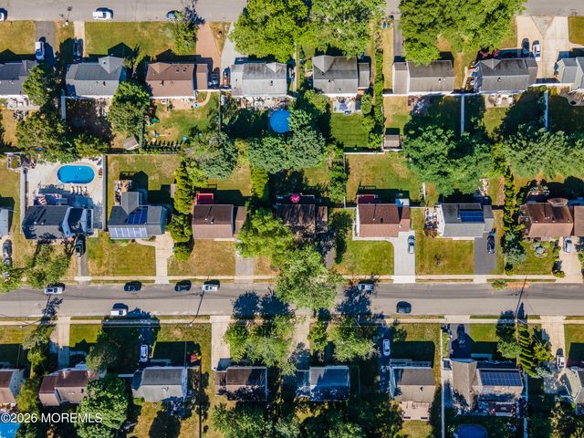 24 Branch Road, Oakhurst, NJ 07755