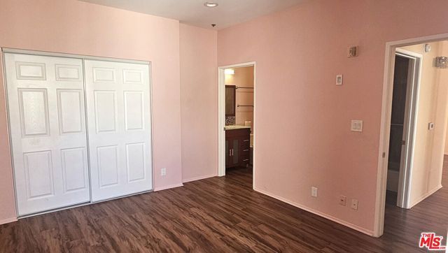 19350 Sherman Way 325, Los Angeles, CA 91335