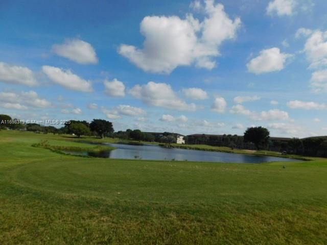 13300 SW 1st St 112O, Pembroke Pines, FL 33027