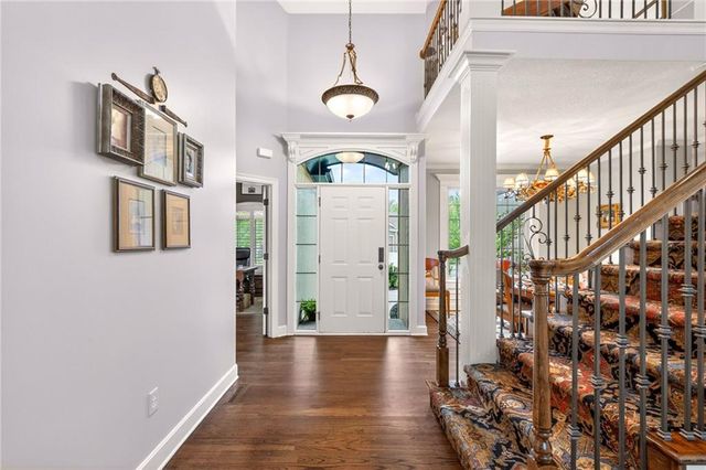 8829 N Glenwood Avenue, Kansas City, MO 64157