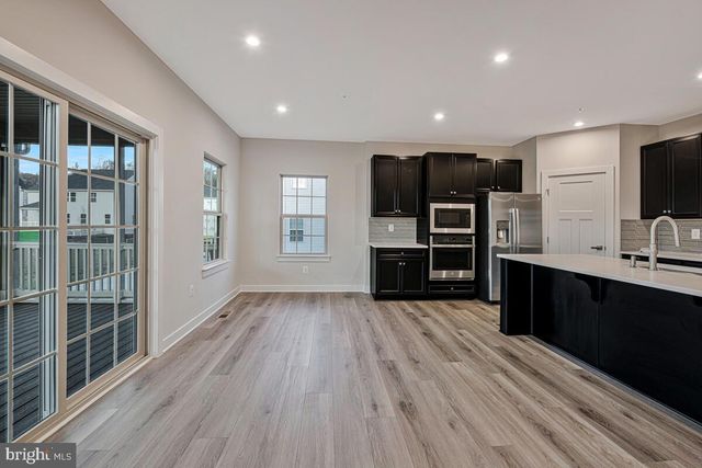 10065 DRESSAGE DR, Upper Marlboro, MD 20772