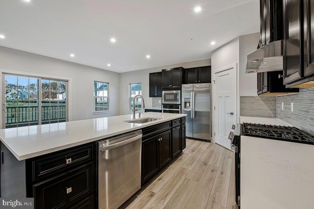 10065 DRESSAGE DR, Upper Marlboro, MD 20772