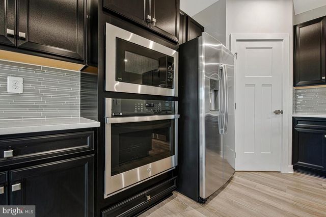 10065 DRESSAGE DR, Upper Marlboro, MD 20772