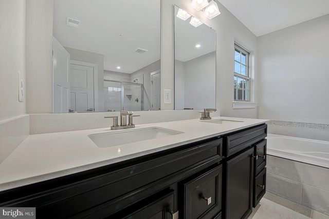 10065 DRESSAGE DR, Upper Marlboro, MD 20772