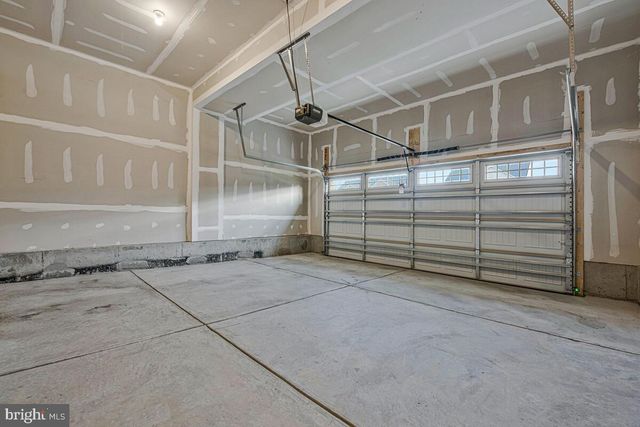 10065 DRESSAGE DR, Upper Marlboro, MD 20772