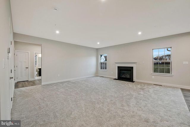 10065 DRESSAGE DR, Upper Marlboro, MD 20772