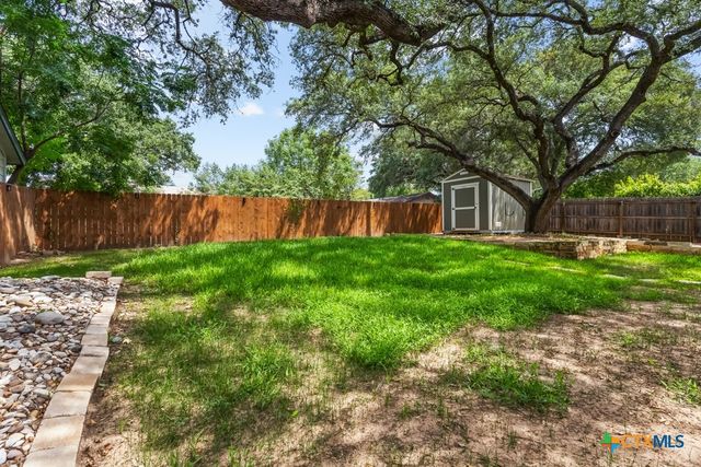 115 Da Gama, Universal City, TX 78148