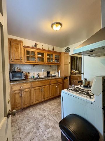 4110 N 7th STREET, Milwaukee, WI 53209