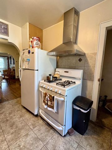 4110 N 7th STREET, Milwaukee, WI 53209