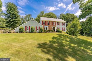 119 CLOVERLY LN, West Chester, PA 19380