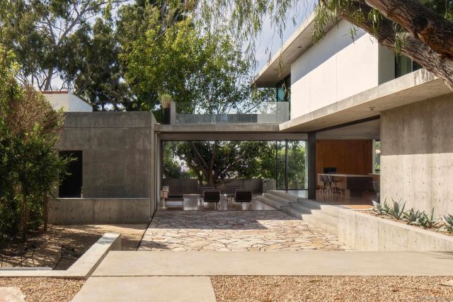 4420 Arista Dr, San Diego, CA 92103
