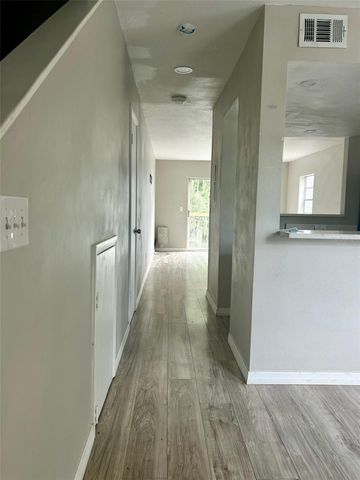 7195 E BANK DRIVE 206, Tampa, FL 33617