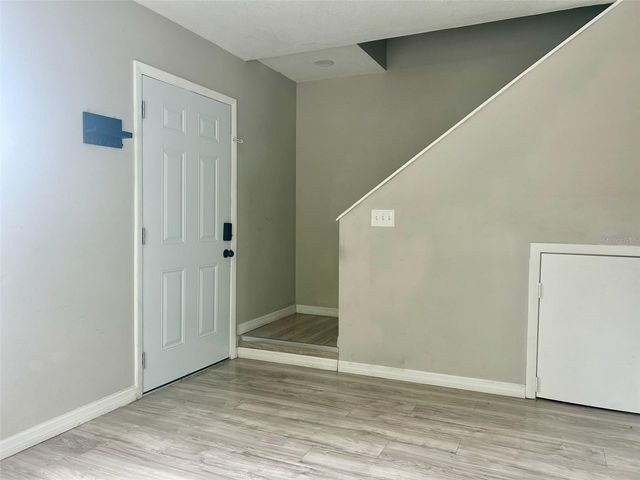 7195 E BANK DRIVE 206, Tampa, FL 33617