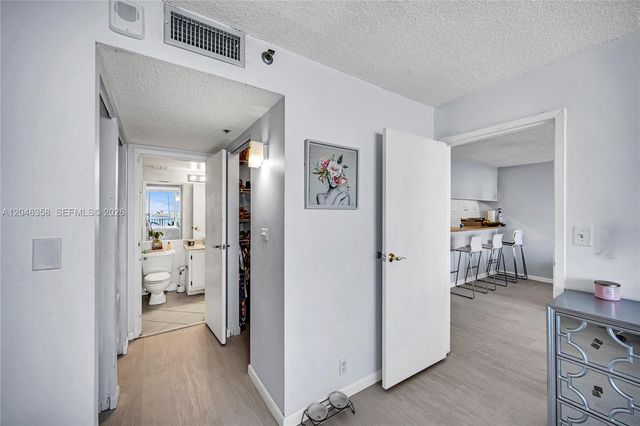 7601 E Treasure Dr 2412, North Bay Village, FL 33141