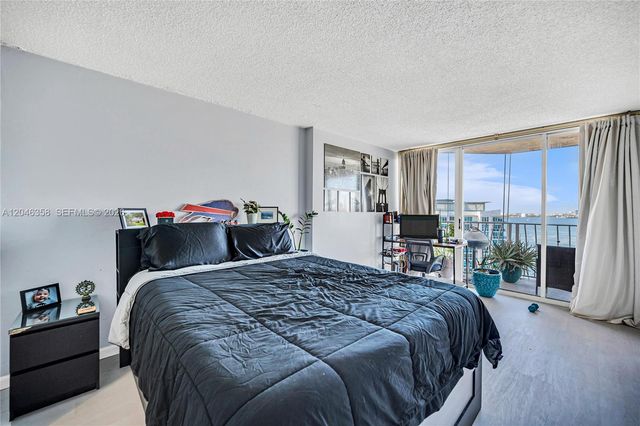 7601 E Treasure Dr 2412, North Bay Village, FL 33141