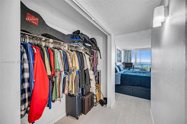 7601 E Treasure Dr 2412, North Bay Village, FL 33141