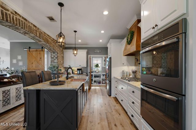 446 Newman Camp Road, Sumrall, MS 39482