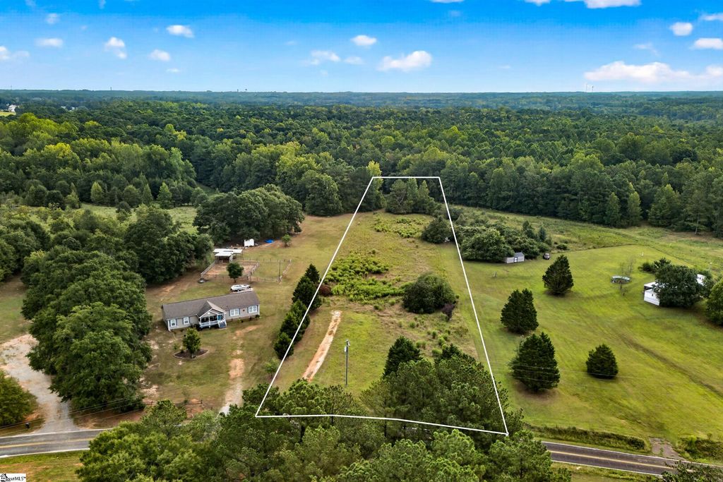 460 N Major Road, Belton, SC 29627