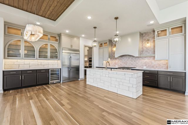 17027 S Reflection Circle, Bennington, NE 68007