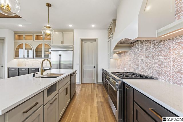17027 S Reflection Circle, Bennington, NE 68007