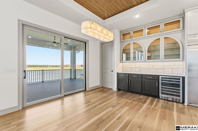 17027 S Reflection Circle, Bennington, NE 68007