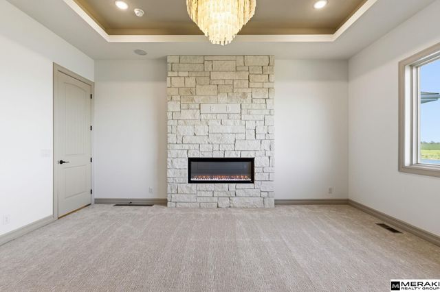17027 S Reflection Circle, Bennington, NE 68007