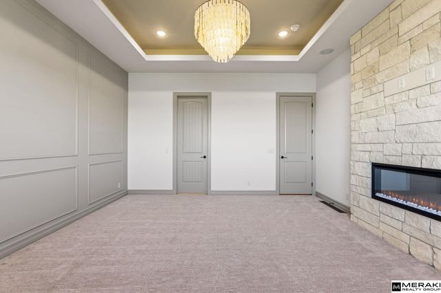 17027 S Reflection Circle, Bennington, NE 68007
