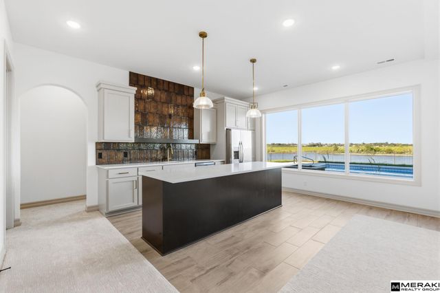 17027 S Reflection Circle, Bennington, NE 68007
