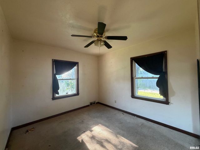 3412 N STERLING Avenue, Peoria, IL 61604