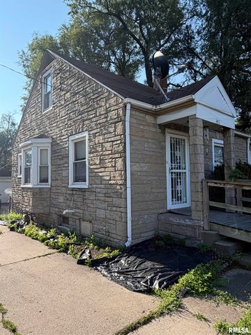 3412 N STERLING Avenue, Peoria, IL 61604