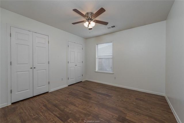 1715 Rock Hollow Loop, Bryan, TX 77807