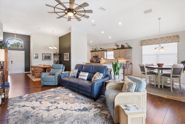1096 W DIAMOND SHORE LOOP, Hernando, FL 34442