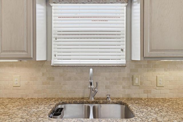 1096 W DIAMOND SHORE LOOP, Hernando, FL 34442