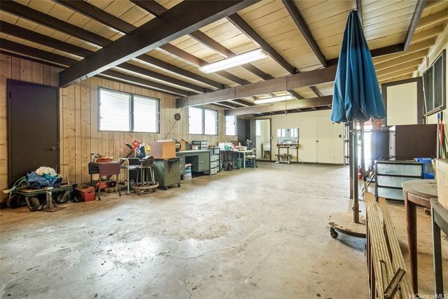 1404 Kaumoli Street, Pearl City, HI 96782