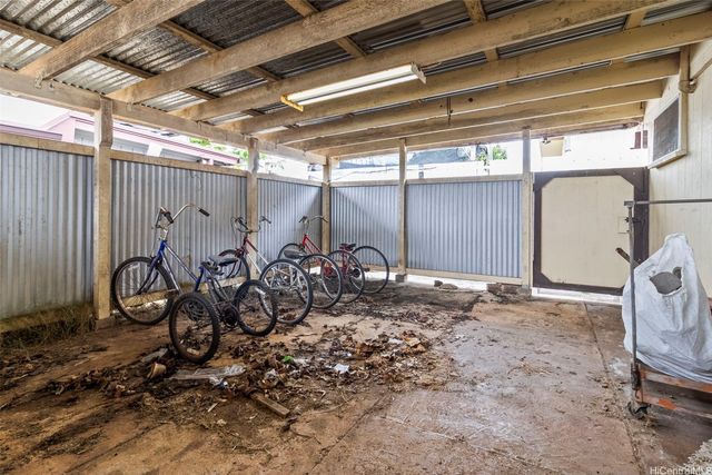 1404 Kaumoli Street, Pearl City, HI 96782