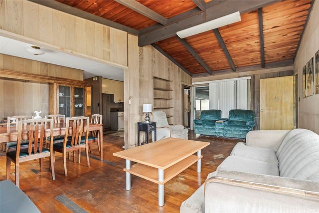 1404 Kaumoli Street, Pearl City, HI 96782