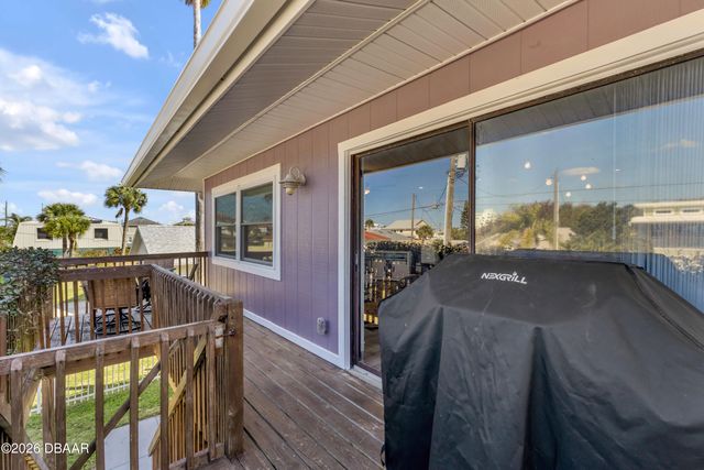 831 E 21st Avenue, New Smyrna Beach, FL 32169