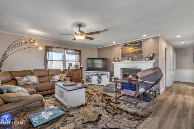 831 E 21st Avenue, New Smyrna Beach, FL 32169