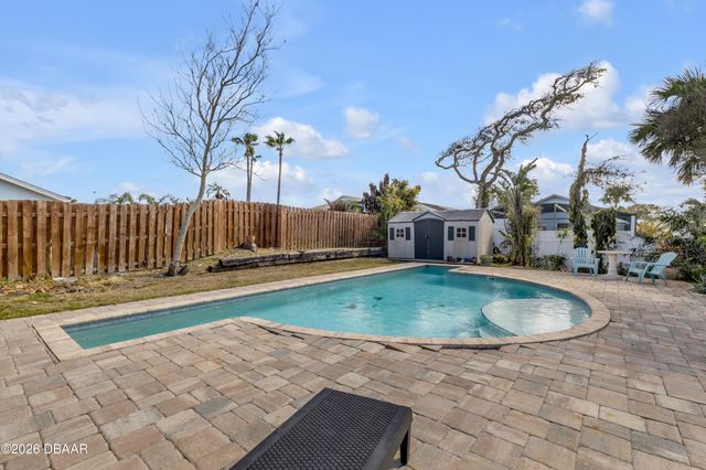 831 E 21st Avenue, New Smyrna Beach, FL 32169