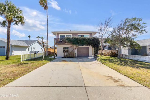 831 E 21st Avenue, New Smyrna Beach, FL 32169