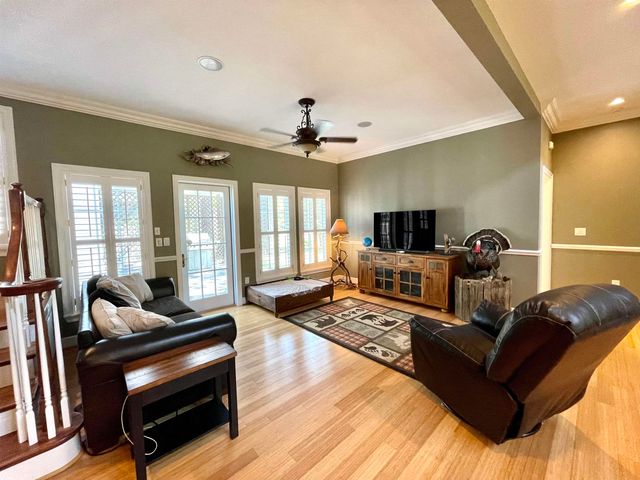 157 N Spring Street, Melbourne, AR 72556