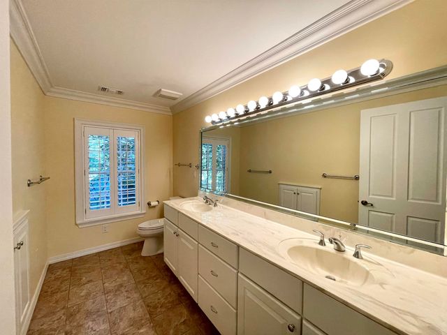 157 N Spring Street, Melbourne, AR 72556