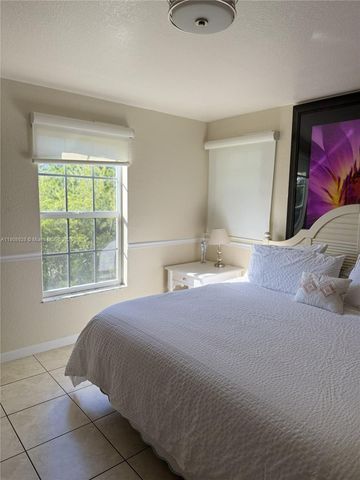 150 Peace Ave, Key Largo, FL 33037