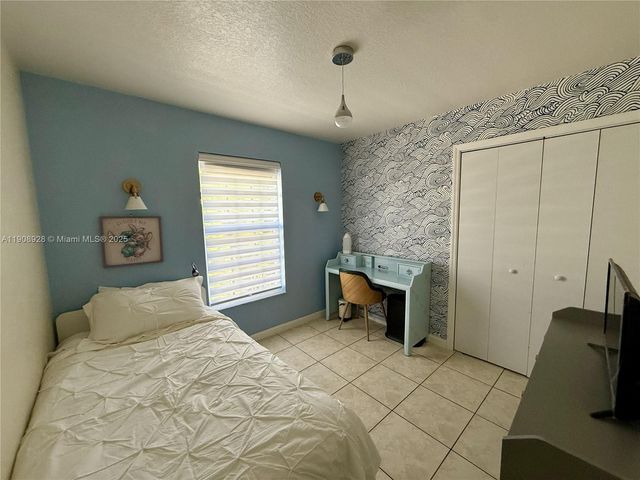 150 Peace Ave, Key Largo, FL 33037