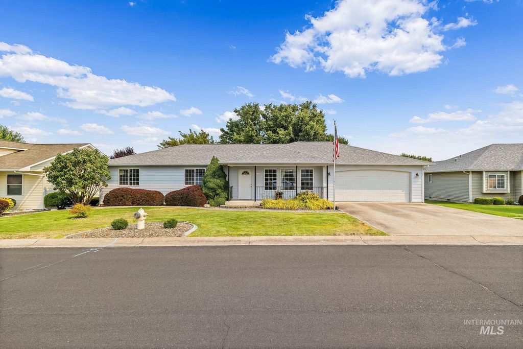 915 Magnolia Street, Lewiston, ID 83501 photo 2