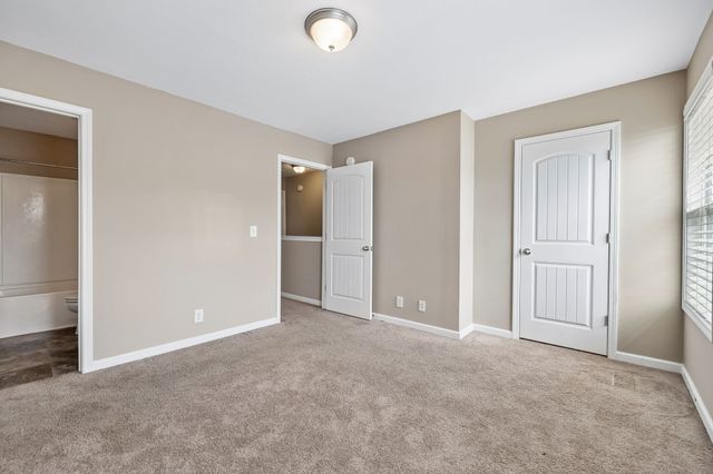 375 Sam Houston Cir, Clarksville, TN 37040