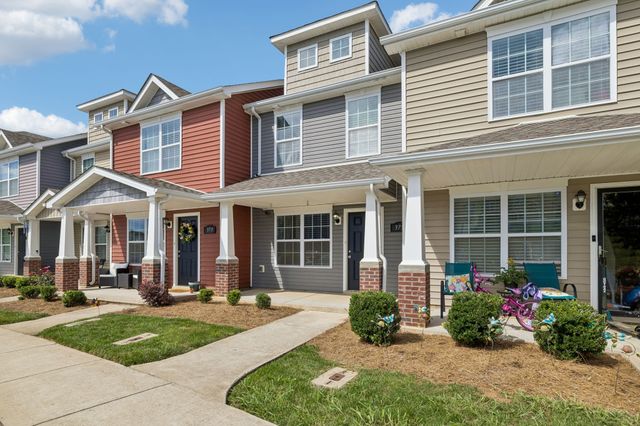 375 Sam Houston Cir, Clarksville, TN 37040