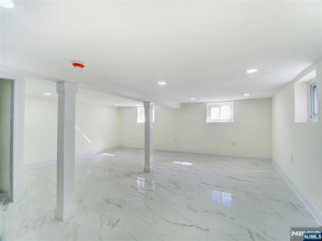 186 Isabella Avenue, Irvington, NJ 07111