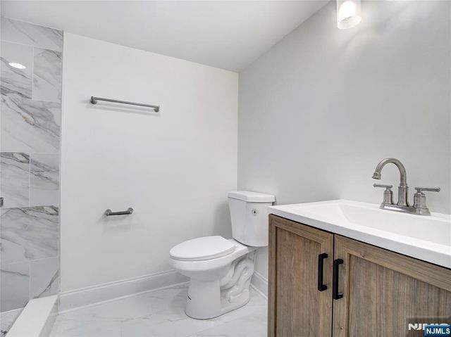186 Isabella Avenue, Irvington, NJ 07111